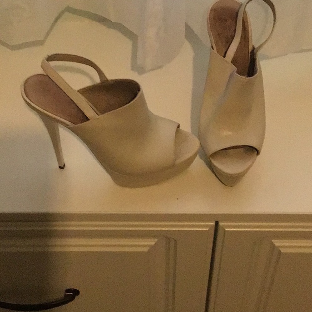 Women Shoes